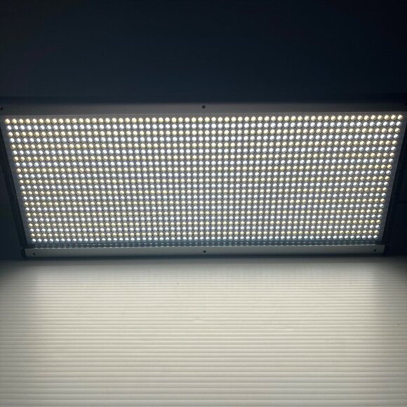 Neewer NL1320 LED Video Light Bi-Color Dimmable Continuous Lighting - Picture 1 of 6